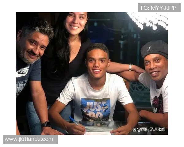 迪巴拉的足球之路:从天才少年到世界级巨星的奋斗历程